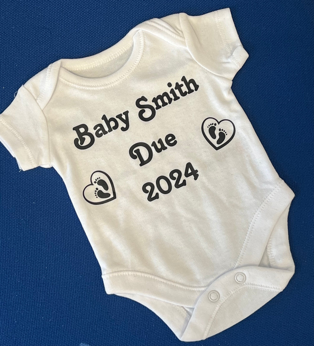 Pregnancy announcement vest