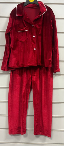 Girls / Boys velvet red pyjamas can be personalised