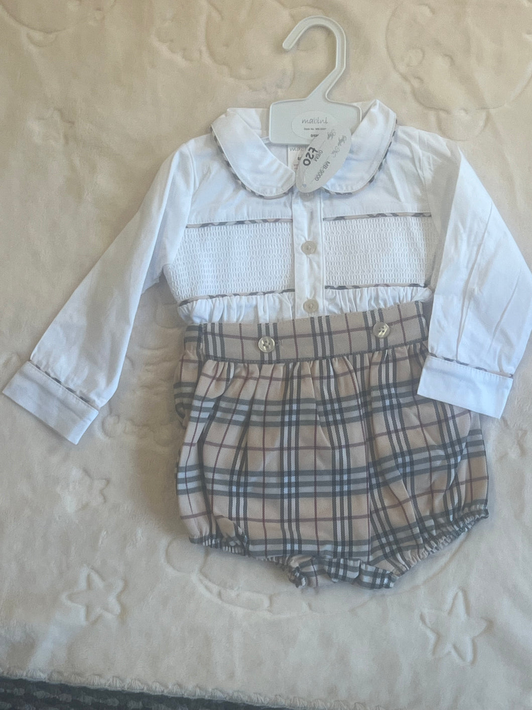 Beige chequered smocked set