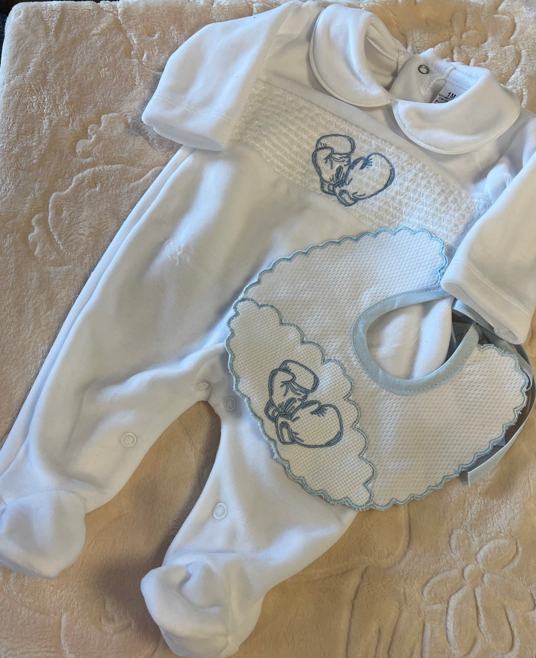 Boxing gloves Embroidered Spanish velour baby gro and bib