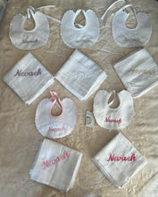 Load image into Gallery viewer, Personalsied Spanish bib and muslin set