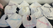 Load image into Gallery viewer, Personalsied Spanish bib and muslin set