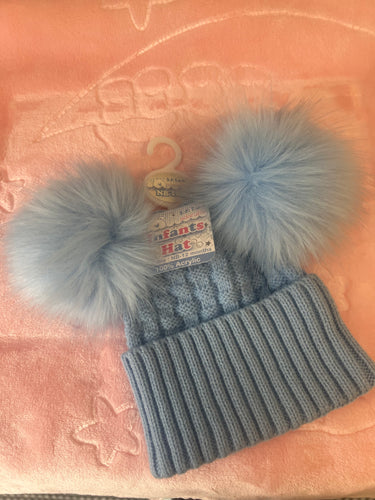 Double pom pom hat 0-12 months