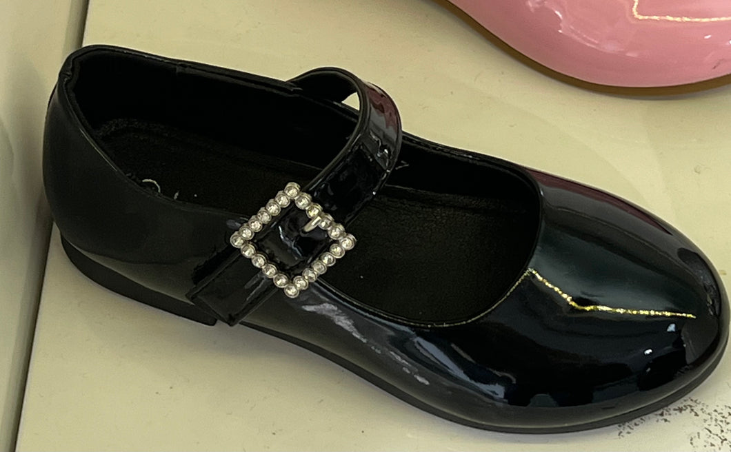 Patent black shoes sizes 8-2