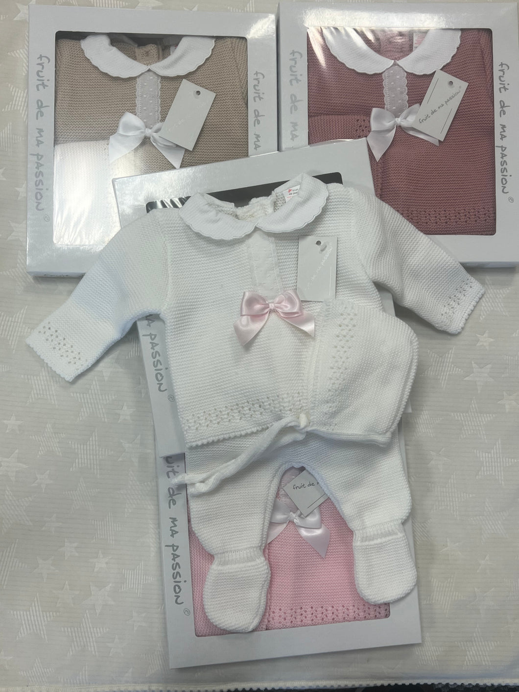 Newborn knit box set with bow