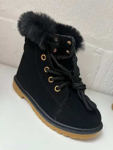 Lace up boots 8-13