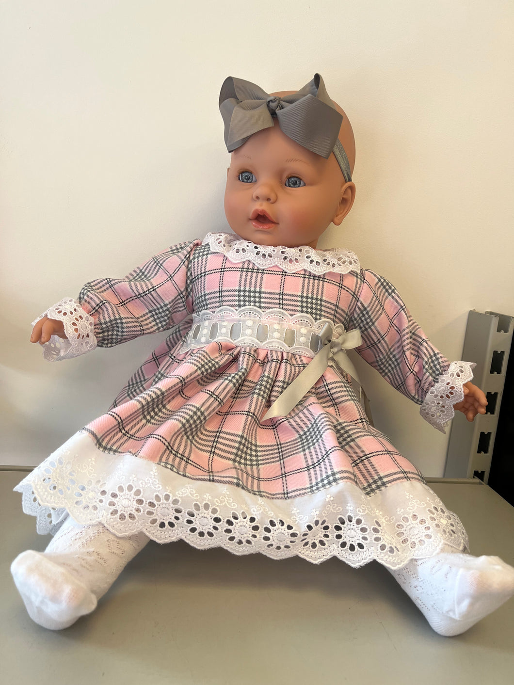 Baby store doll spanish