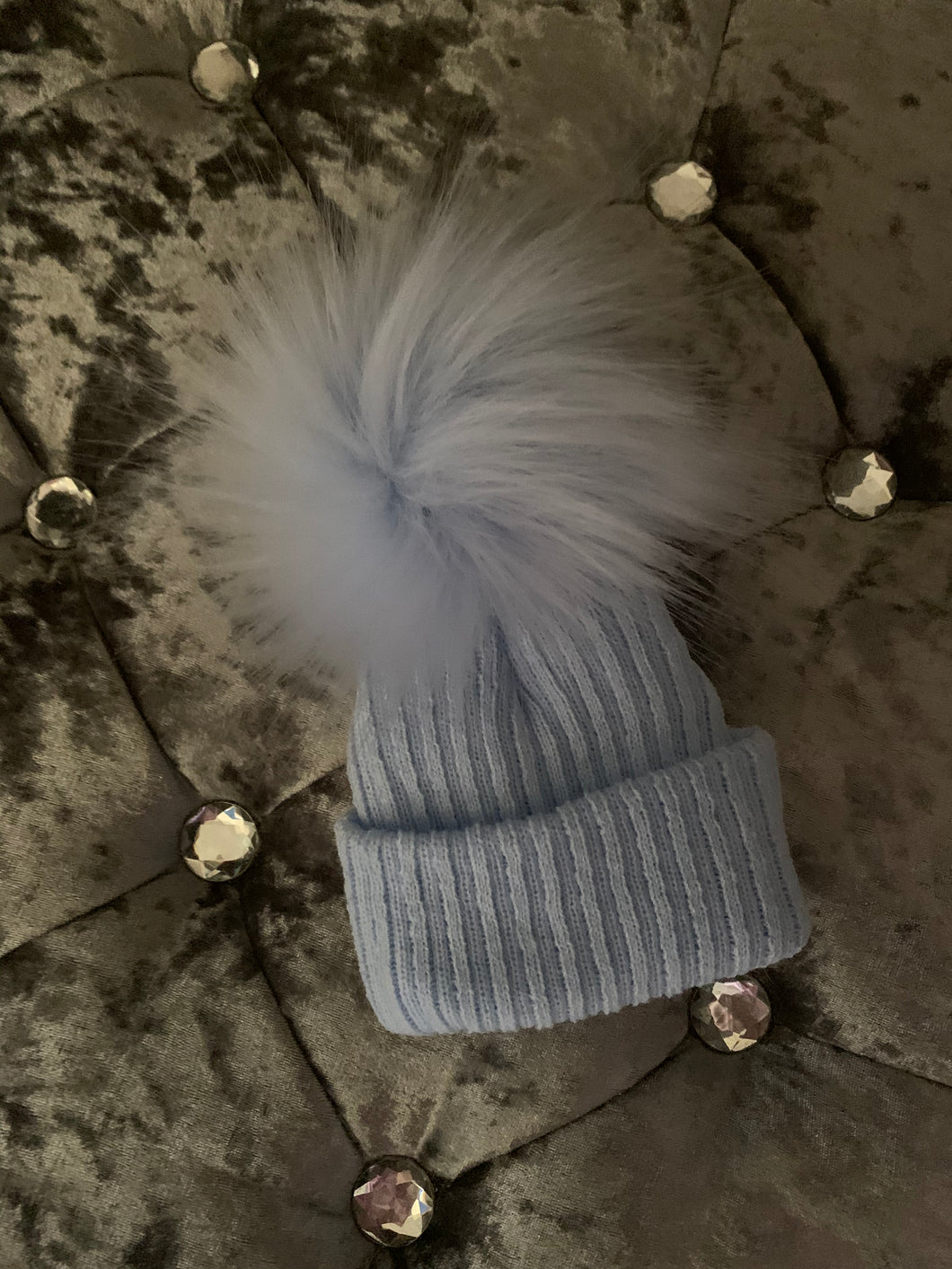 Single Pom Pom hat - blue