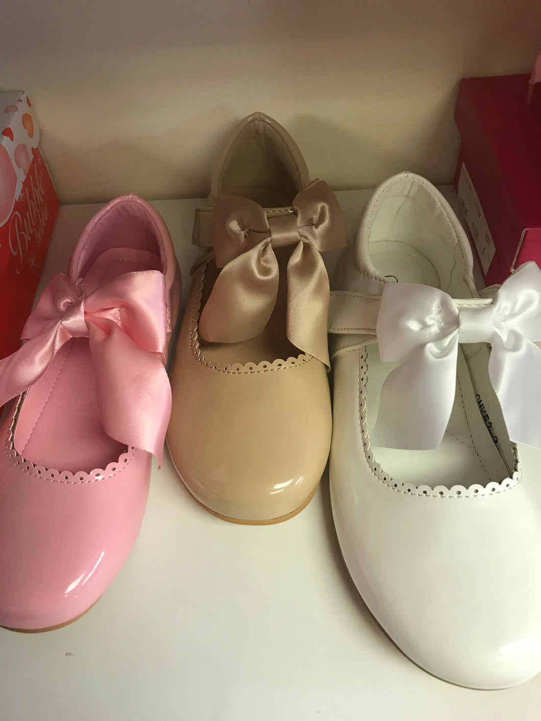 Big girls bow shoes