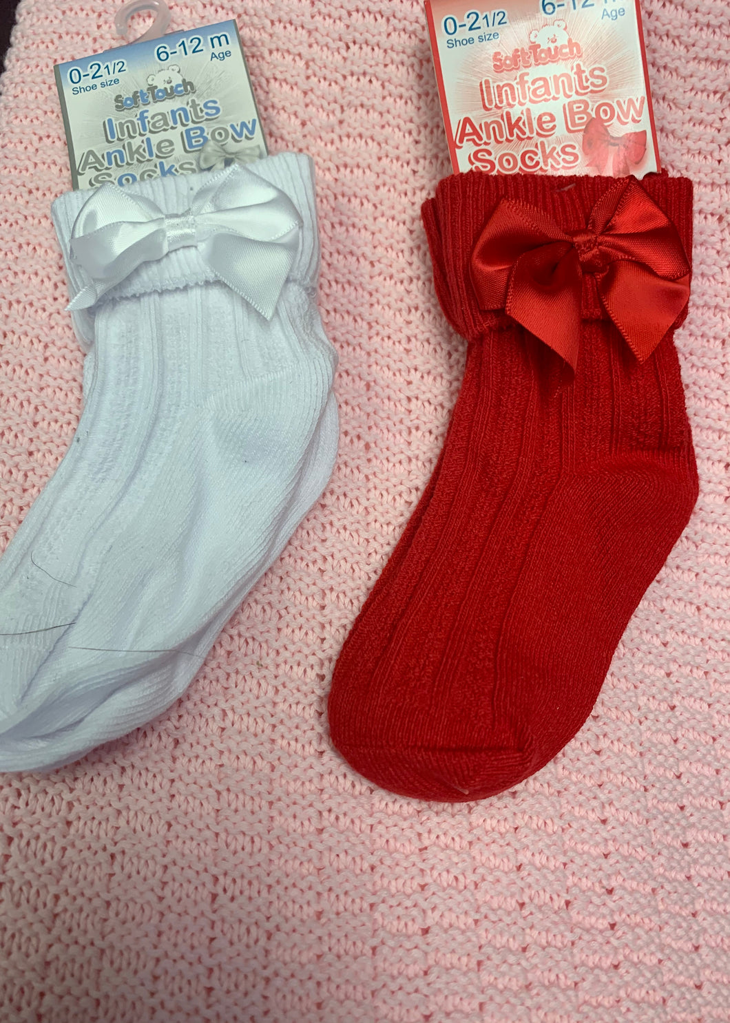 Bow ankle socks red