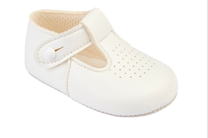 Bay pods soft sole shoes - white