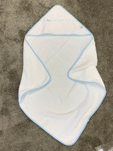 Load image into Gallery viewer, Hooded Spanish towels