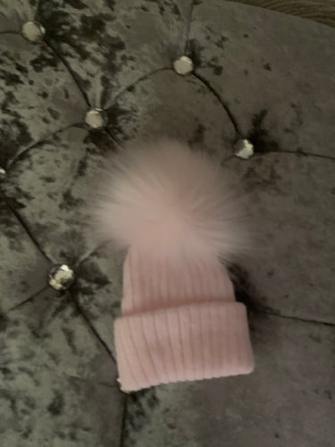 Single Pom Pom hat - pink