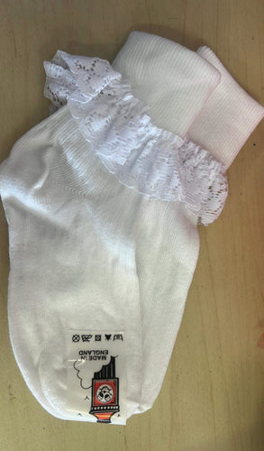 Ankle socks shoe size 9-12 white frill